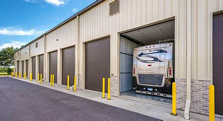 Storage Units in Overland Park, KS on W 135th St